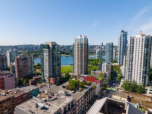 5th image of 1275 Hamilton St #308