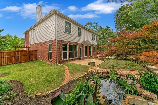 2417 Bonham Trl — Photo 7
