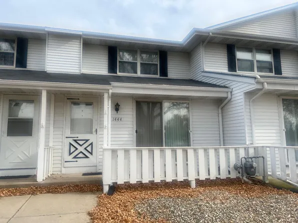 1444 Canyon Drive, Janesville, WI 53546