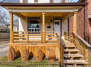 35 Dundas St, Dundas, ON L9H 1A1