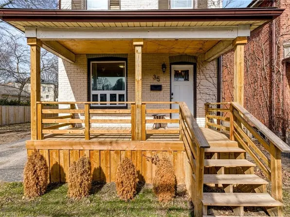 35 Dundas St, Dundas, ON L9H 1A1