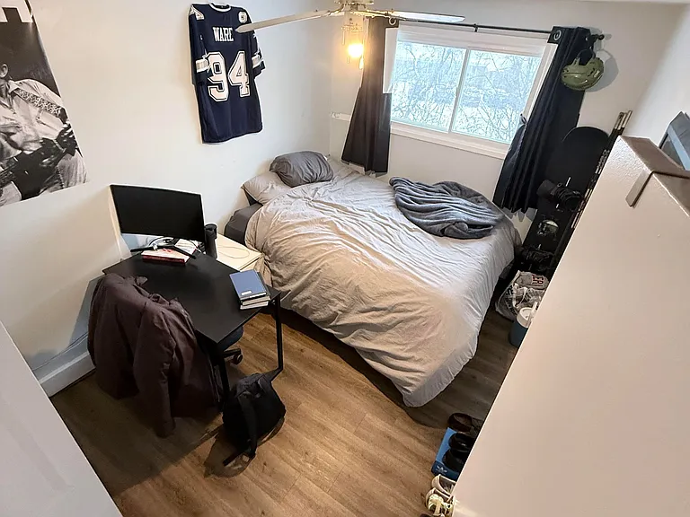 649 Albert St #5 — Photo 11