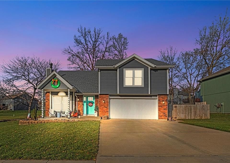 300 Lakeview Dr, Smithville, MO 64089 Zillow