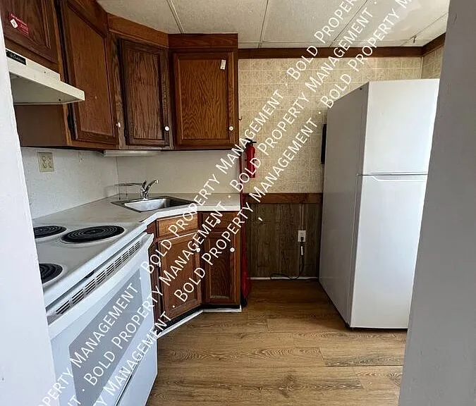 605 N 9th St #3 — Photo 4