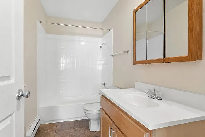 16540 NE Glisan St #29 — Photo 10