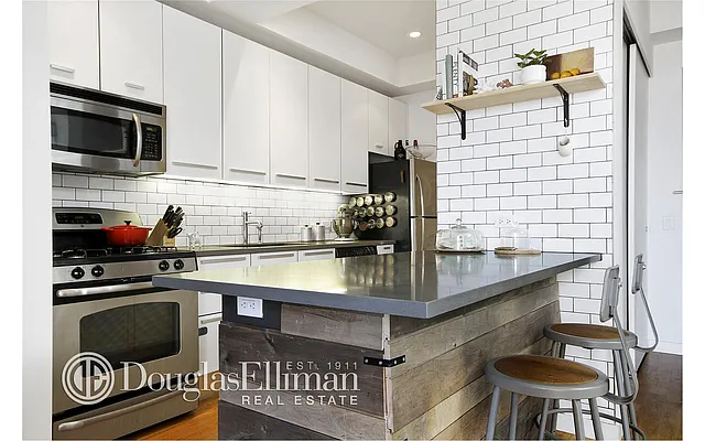 Sold by Douglas Elliman | media 15