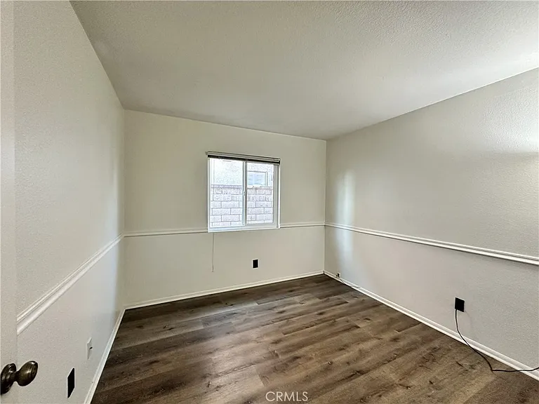 22841 Brompton St — Photo 13
