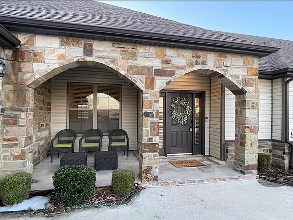 4th image of 10211 Lydia Ln