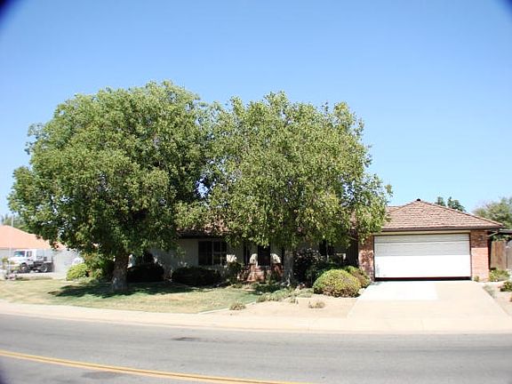 3rd image of 501 E Fargo Ave