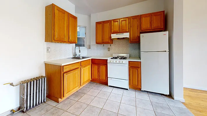 Rented by Brownstone Real Estate | media 18