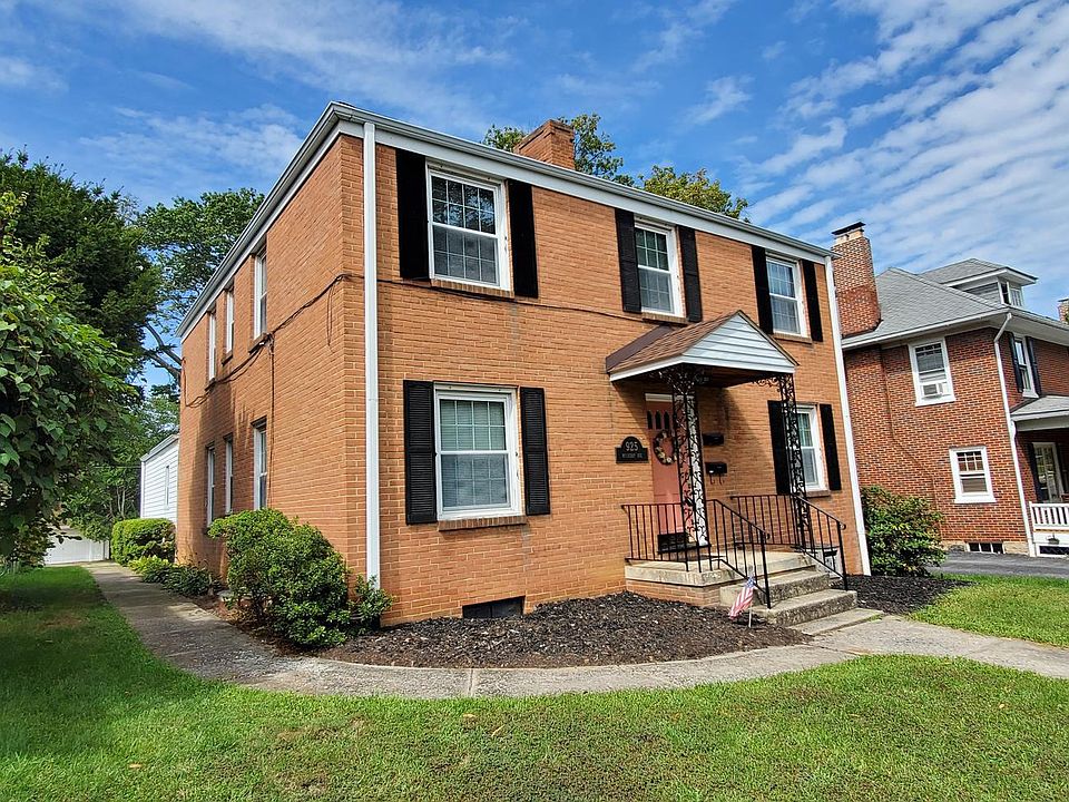1st image of 925 Mulberry Ave