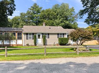 31 Lloyd Ave, Wrentham, MA 02093
