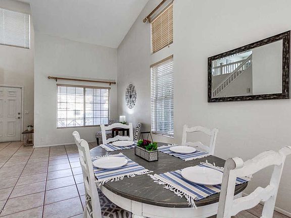 5th image of 3221 E Wahalla Ln