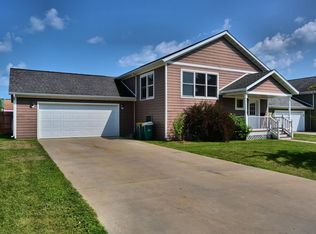 926 N Pokegama Ave, Grand Rapids, MN 55744