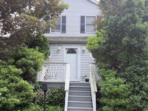 34 Parkside Dr