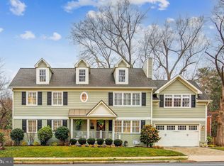 3301 N Harrison St, Arlington, VA 22207