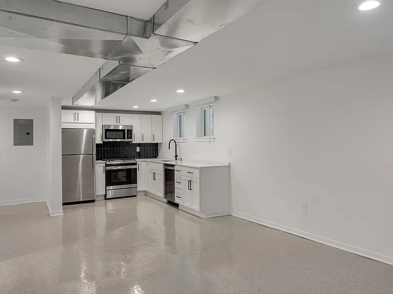 632 Prentis St #2 — Photo 5