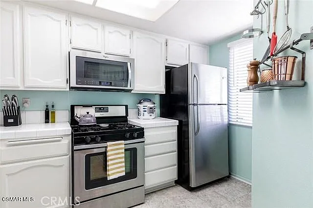 21040 Parthenia St #29 — Photo 9