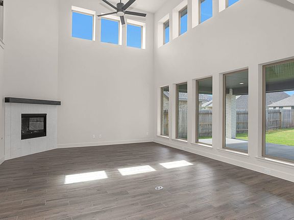 3rd image of 19010 Autumn Hazelnut Ln
