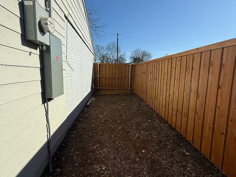 3911 Orlando Ct #1 — Photo 11