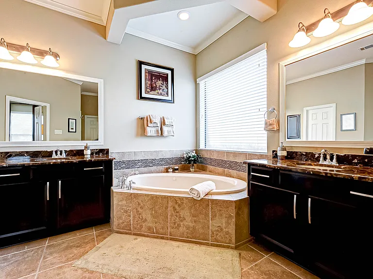 4311 Madera Creek Ln — Photo 10
