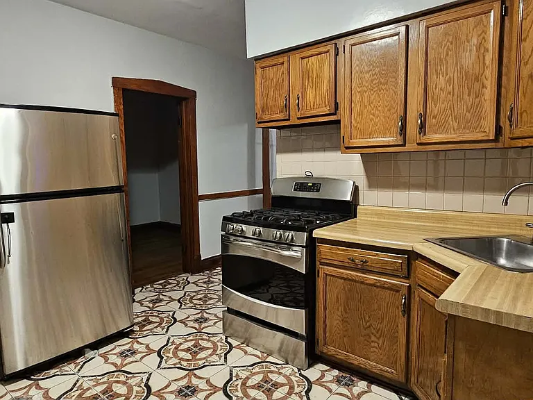 5523 W Schubert Ave #1 — Photo 4