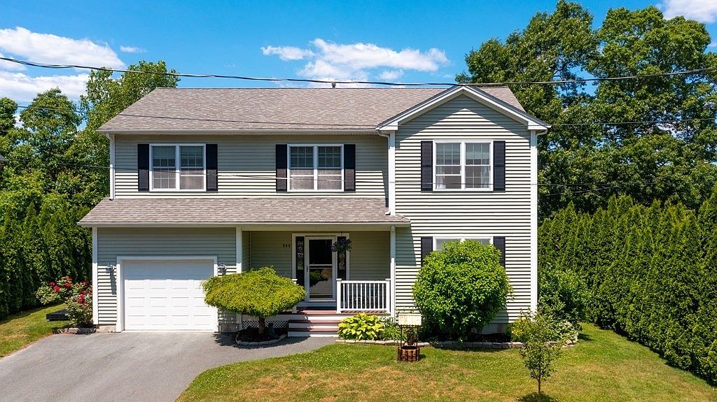 944 Norman St, Fall River, MA 02721 | Zillow