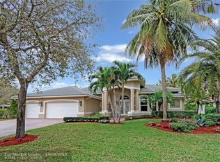 10665 NW 68th Ct, Parkland, FL 33076
