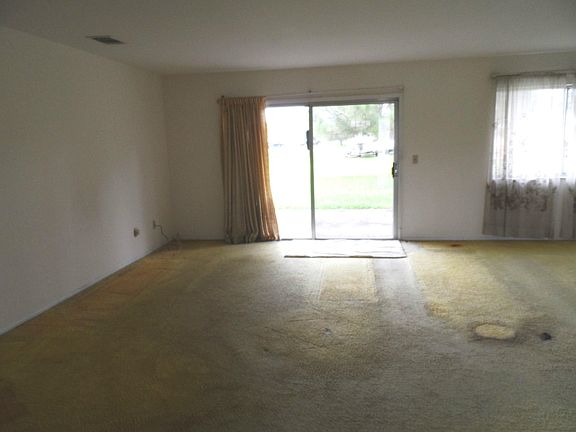 5th image of 1520 SE Burning Court