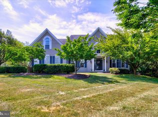 40 Marshwood Dr, Collegeville, PA 19426