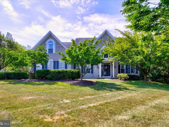 40 Marshwood Dr, Collegeville, PA 19426