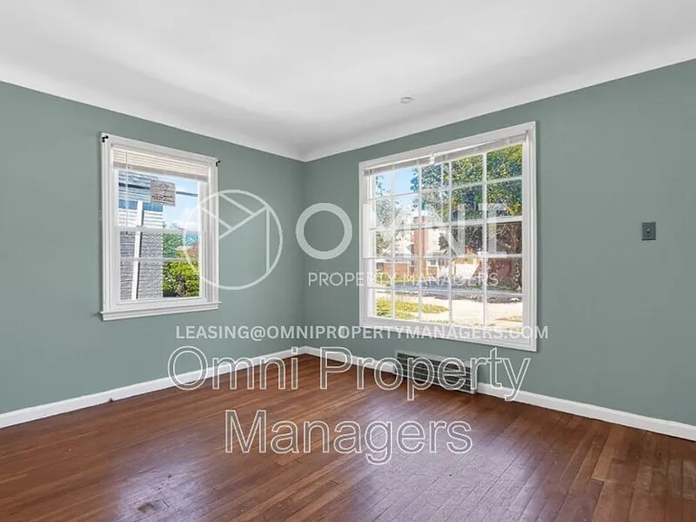 11529 Roxbury St — Photo 35