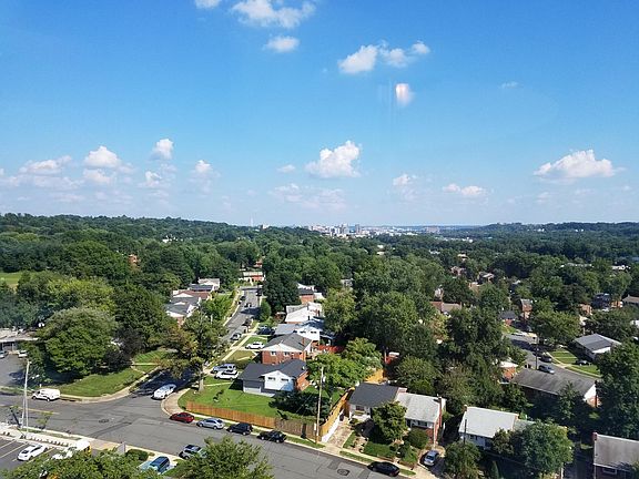 4th image of 4600 Duke St APT 1513