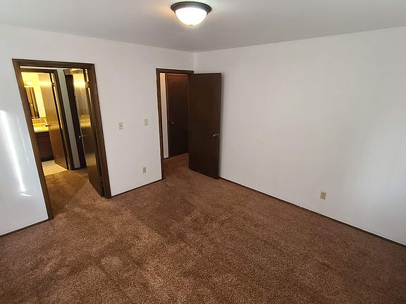4th image of 10112 W Sharon Ln Unit 6