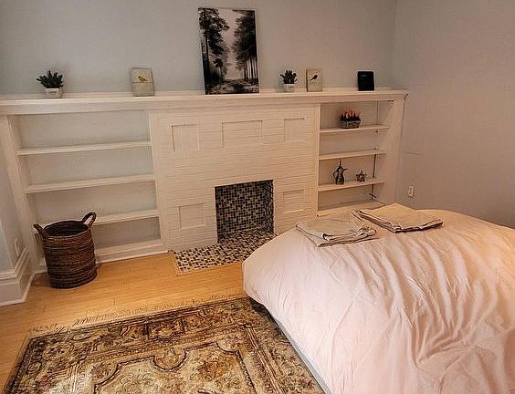 2nd image of 277 Bronson Ave #4