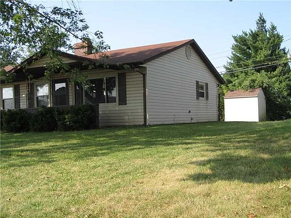 Exterior Front. Nice lot and close to shopping