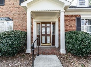 11 Fountain Manor Dr UNIT E, Greensboro, NC 27405