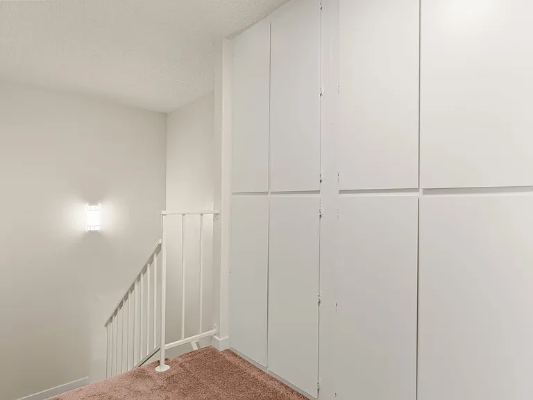 4910 Lowry Rd — Photo 21
