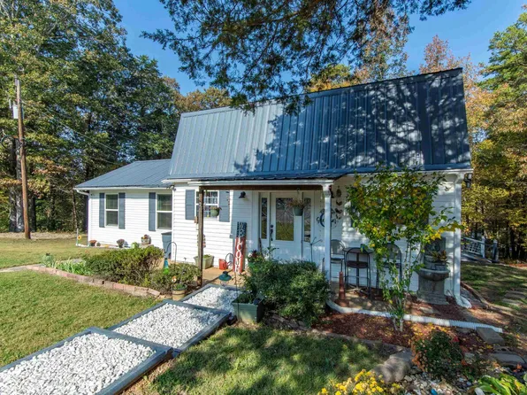 1220 Fox Hollow Loop, Savannah, TN 38372