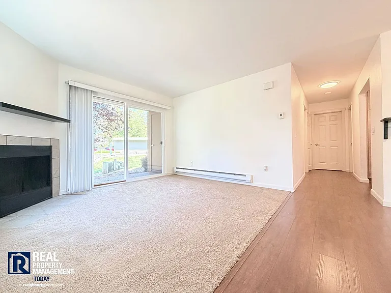 2613 S 272nd St #21 — Photo 6