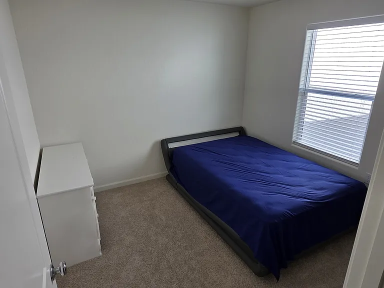 249 Sable St — Photo 12