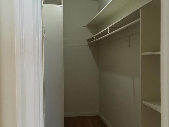 5th image of 1601 Lombard St APT 2