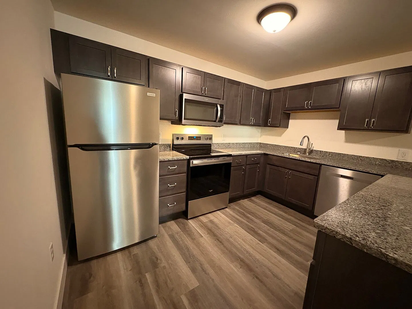 The Foundry, Two Bedroom, One Bathroom Unit — Photo 2