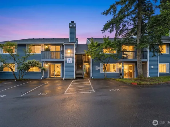 16817 Larch Way #F101, Lynnwood, WA 98037