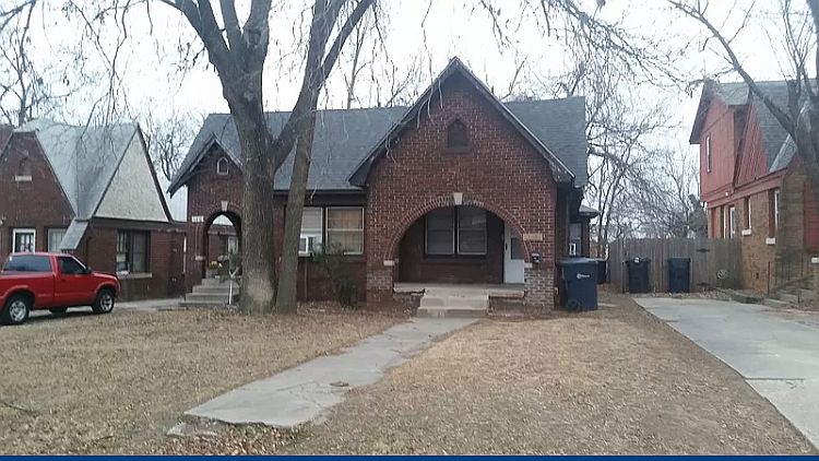 1st image of 2414 NW 11th St
