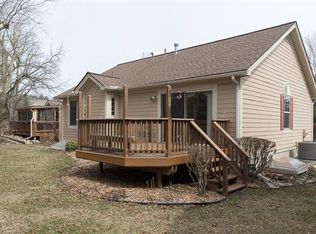 4054 Boulder Pond Dr, Ann Arbor, MI 48108