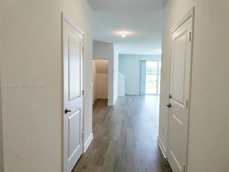 654 SE Lake Falls St #654 — Photo 3