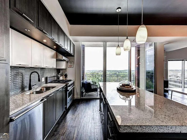 1820 Peachtree St NW #1003 — Photo 6