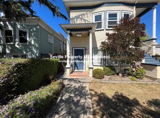 3243 Madison St, Alameda, CA 94501