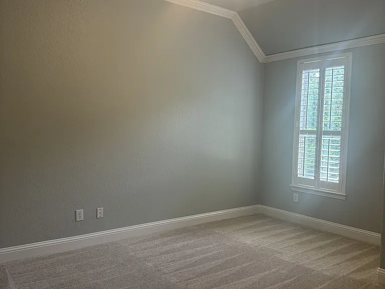 5967 Hidden Creek Ln — Photo 35